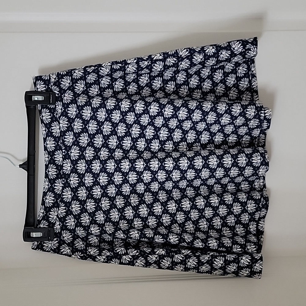 H&M Size S Blue & White Floral Patterned A-Line Mini Skirt, Exc. Used Cond.